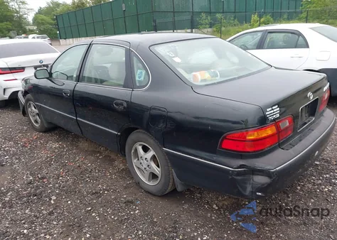1998 Toyota Avalon Xls from USA, damaged, VIN 4T1BF18B4WU268808